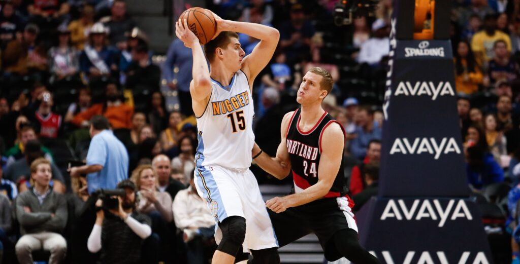 “He’s here for the long-term,”: Nuggets planning to re-sign Mason Plumlee this summer