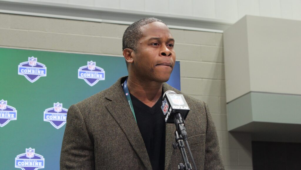 Vance Joseph won’t rule out Broncos pursuing a proven quarterback