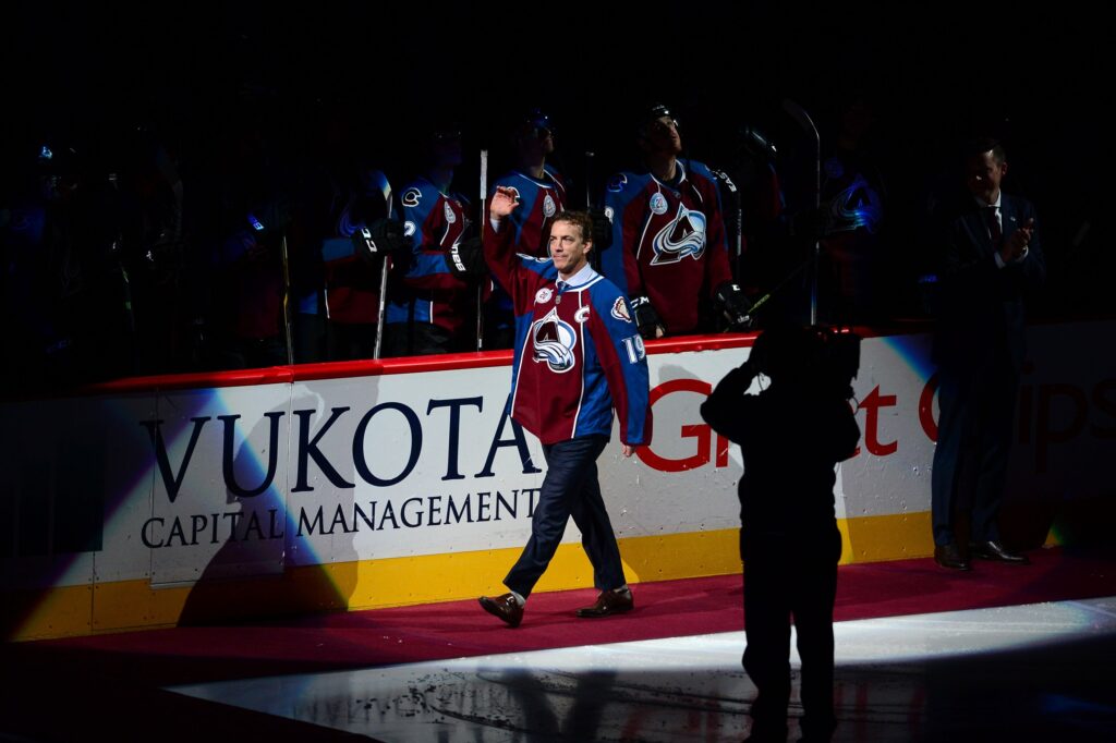 COLUMN: Sakic asleep at wheel as deadline passes Avalanche by