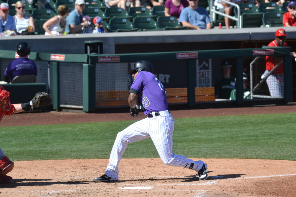 Ian Desmond diagnosed with hand facture, timetable for return in question