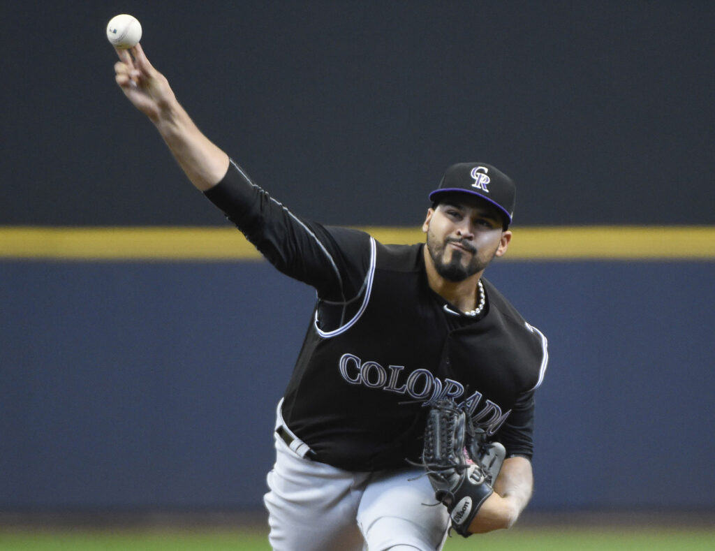 First place Rockies steal series in San Francisco