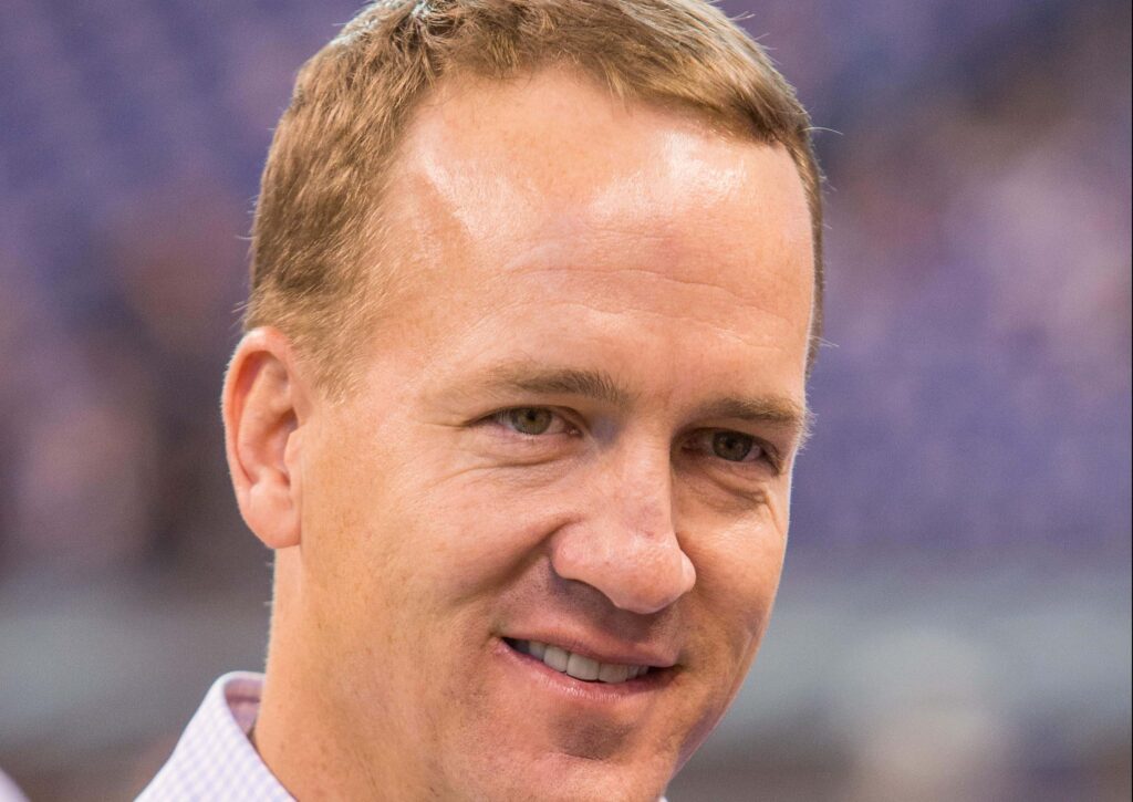 Peyton Manning visits the Colorado Rockies