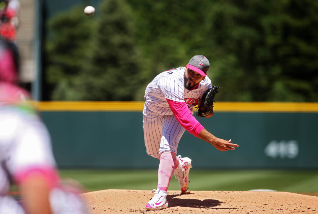 Senza’s special day salvages Rockies series split