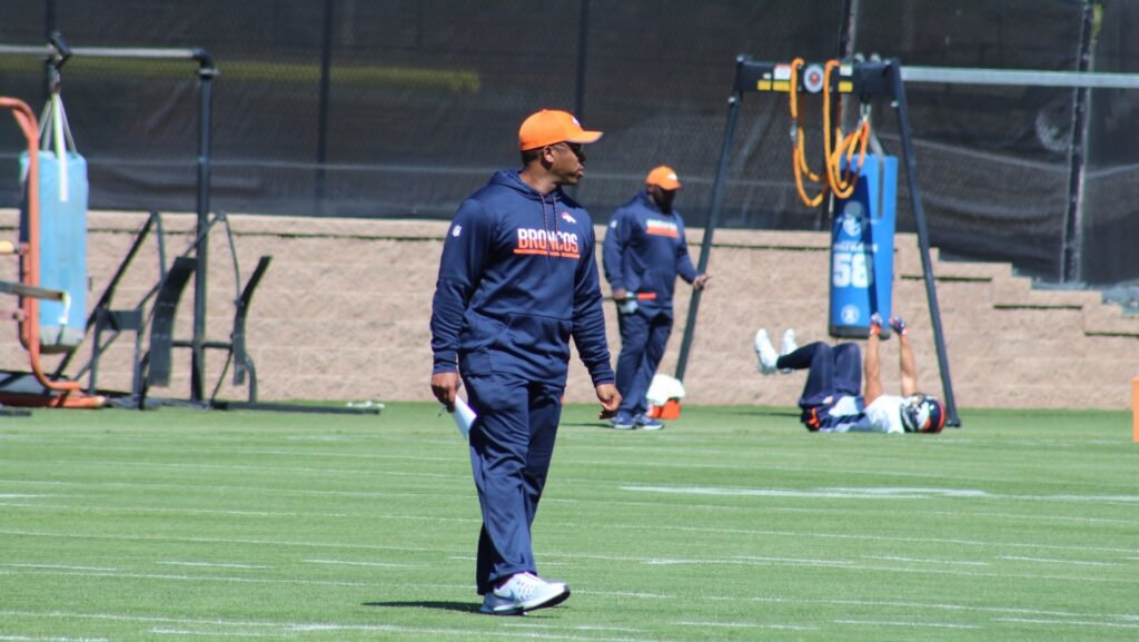 Broncos’ Vance Joseph draws eye-opening comparison from Joe Woods