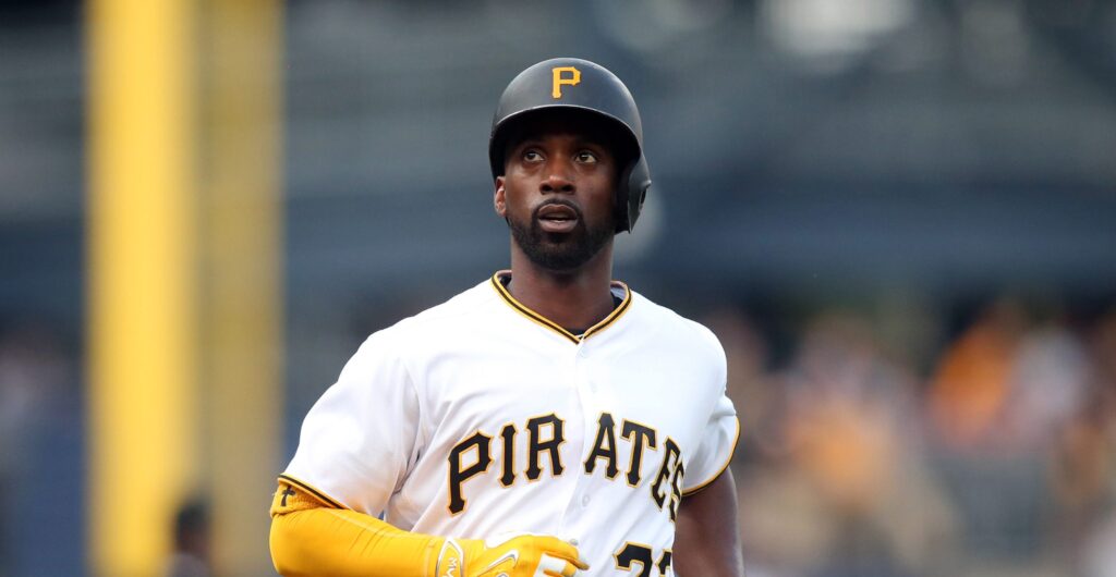 McCutchen homers twice to deliver Rockies first road series loss on 2017