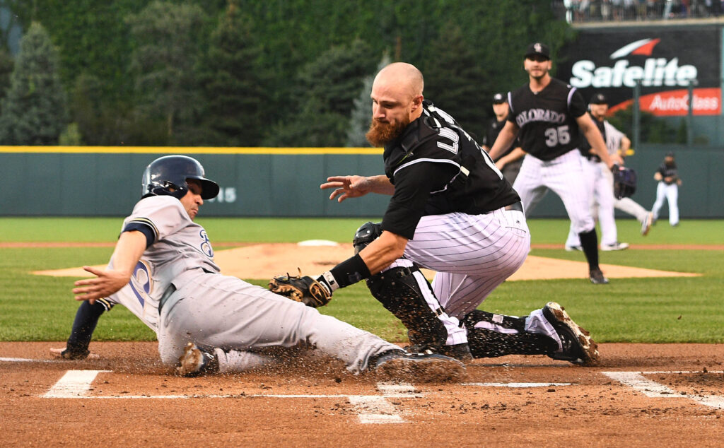 Brewers slide past Rockies with late rally against Greg Holland