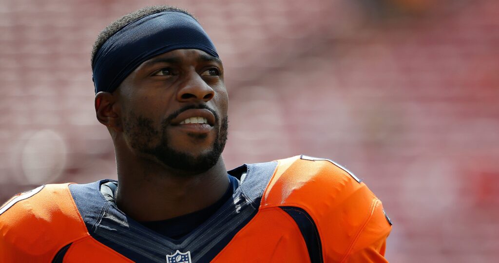 Led by Emmanuel Sanders, Broncos doing their part in Hurricane Harvey relief efforts