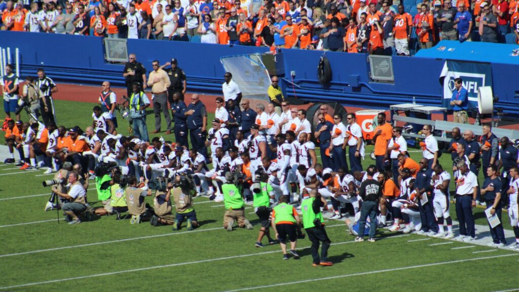 A massive contingent of Denver Broncos joined the league-wide National Anthem protests