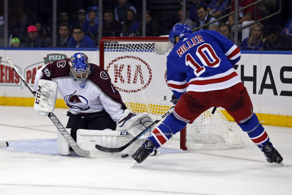 Varlamov brilliant in Avs’ debut win over Rangers