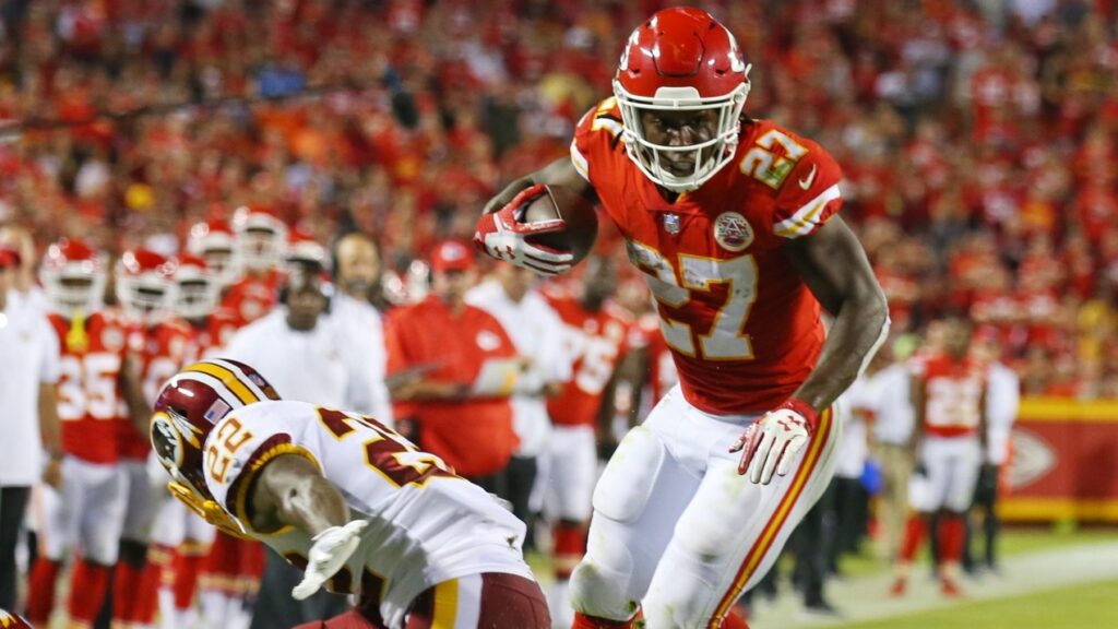 Taking Vegas’ bait in our Sunday NFL picks