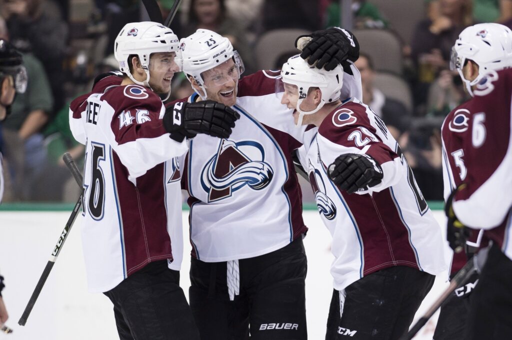 Greer searching for comfort in unfamiliar role with Avs