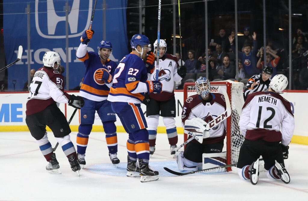 Avs-Islanders Grades – Overshadowed