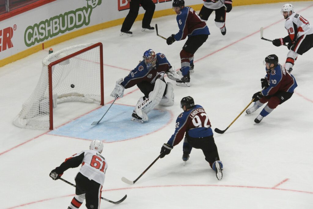 Kerfoot thrives in Duchene’s old spot in overtime loss to Senators