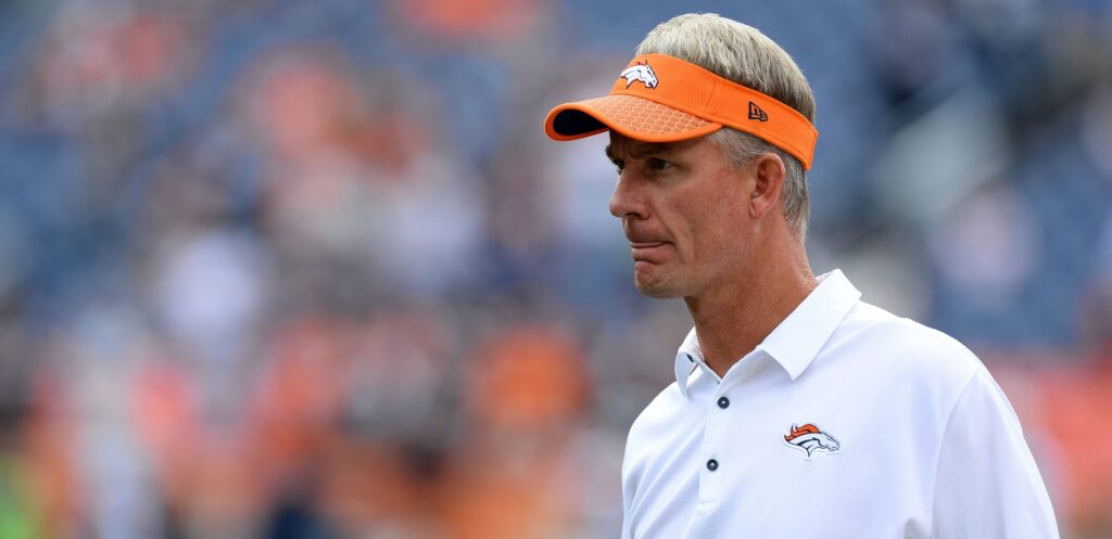 Broncos fire offensive coordinator Mike McCoy, make corresponding moves