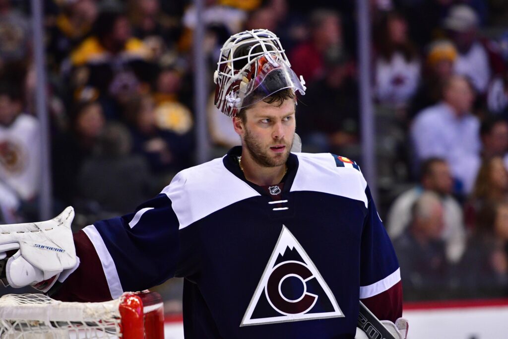 Varlamov continues mediocre play in loss against former team