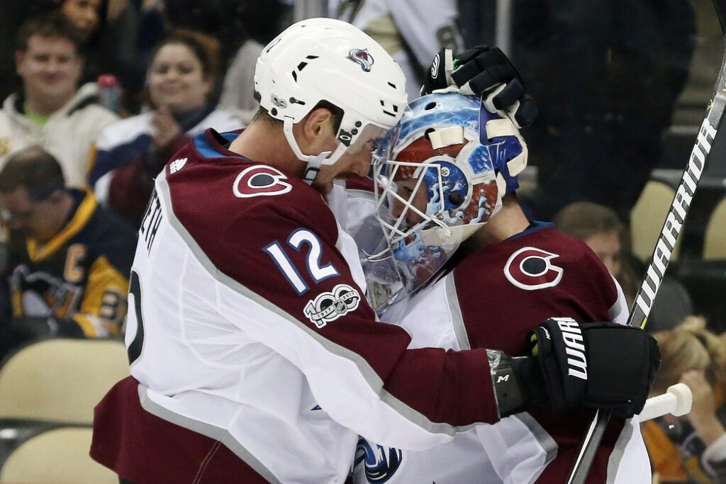 Avalanche Notebook: Kerfoot nears return