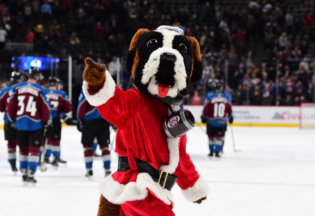Compher cashes in as Avs club Penguins for second time in a week