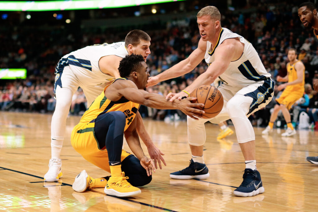 Nuggets piece together third straight dominant defensive performance in 107-83 win over Jazz