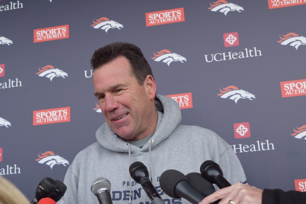 Kubiak’s Corner: Manning’s experience had nothing to do with starting QB decision