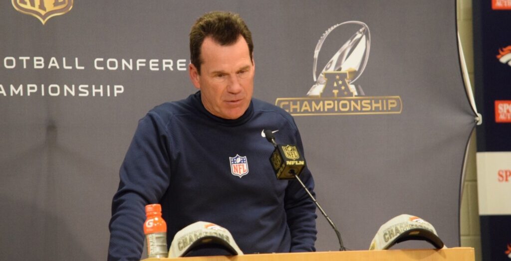Gary Kubiak called timeout on last play to keep a legend in the game