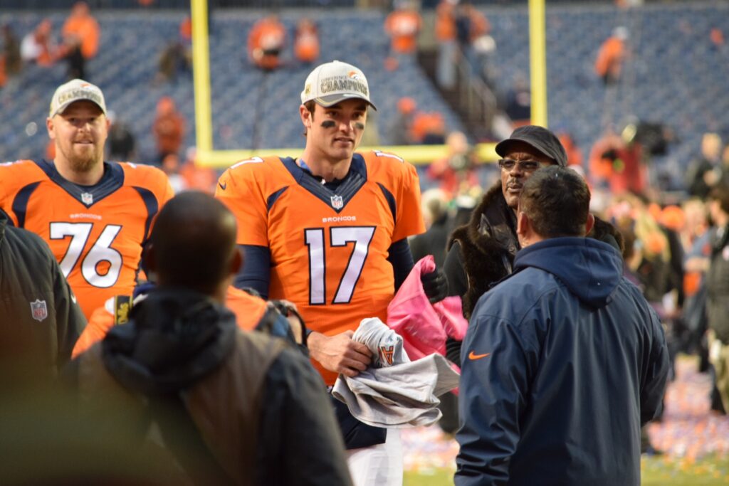 Kubiak on QB situation: “We’ve made a decision on how we’re going to go about it”