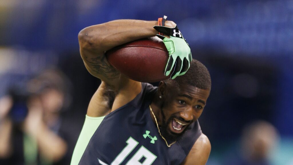 VIDEO: DeAndre Elliott says if healthy he could run 4.38 40-yard dash