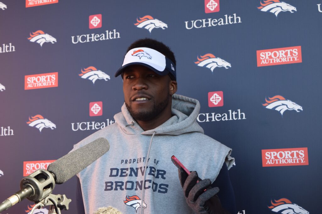 Denver Broncos re-sign Ronnie Hillman to one-year deal