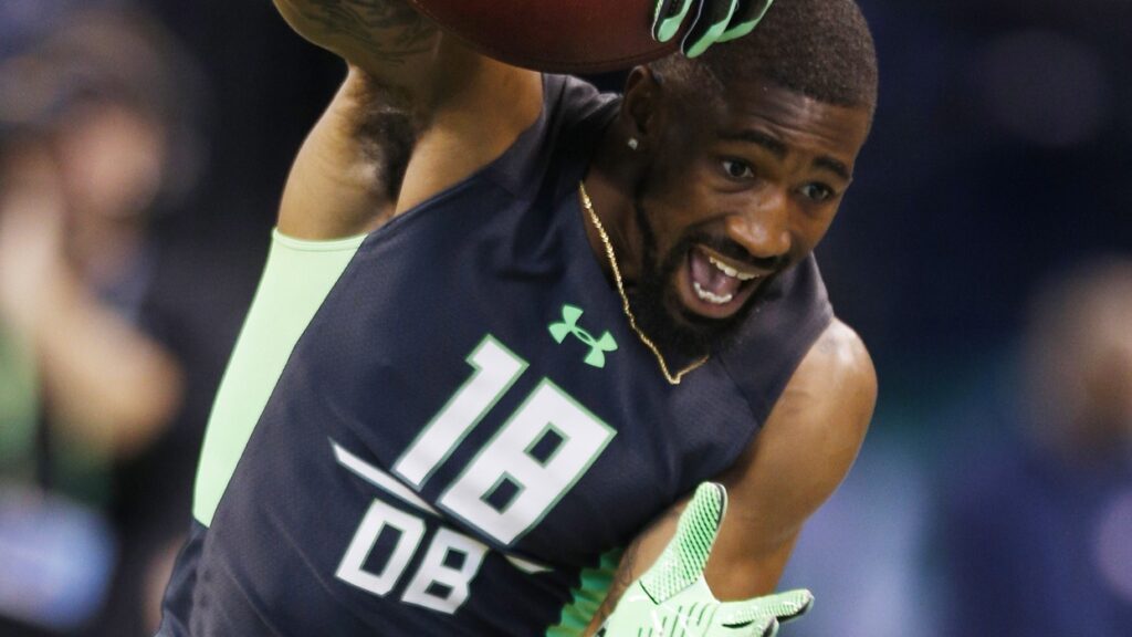 Around the web: What Draft experts are saying about DeAndre Elliott