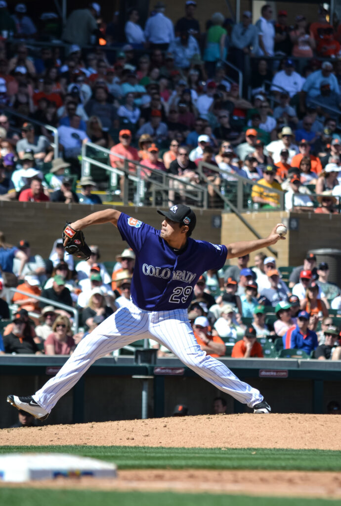 Rockies lose to Reds 4-3, Jorge De La Rosa pulled after only two innings