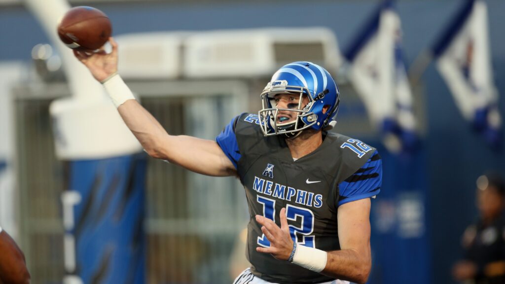 BREAKING: Broncos select Memphis quarterback Paxton Lynch