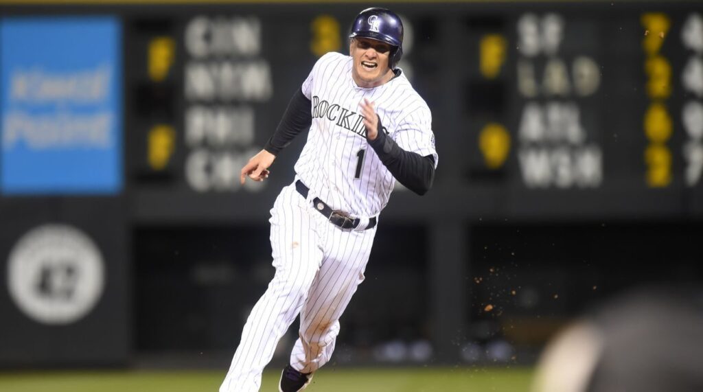 Rockies recall Brandon Barnes, Gerardo Parra to DL