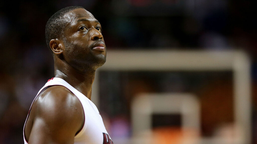 Denver Nuggets reportedly offer Dwyane Wade a two-year contract north of $50 million, meeting set for Wednesday