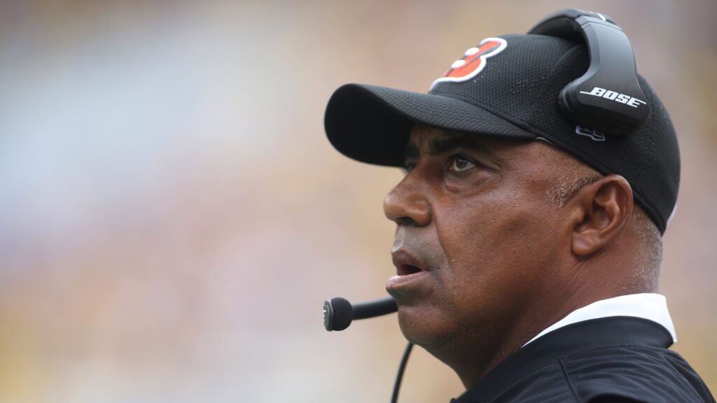 “Those guys are cloned”: Bengals see no drop-off from Broncos new defenders