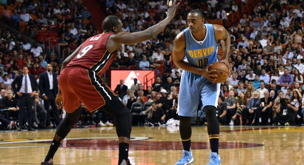Nuggets forward Darrell Arthur recovering from knee scope