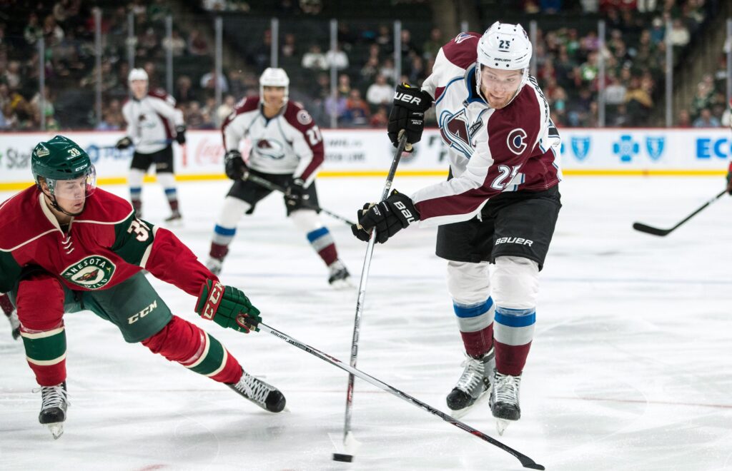 Avalanche cruise past Wild in preseason opener, win 4-1