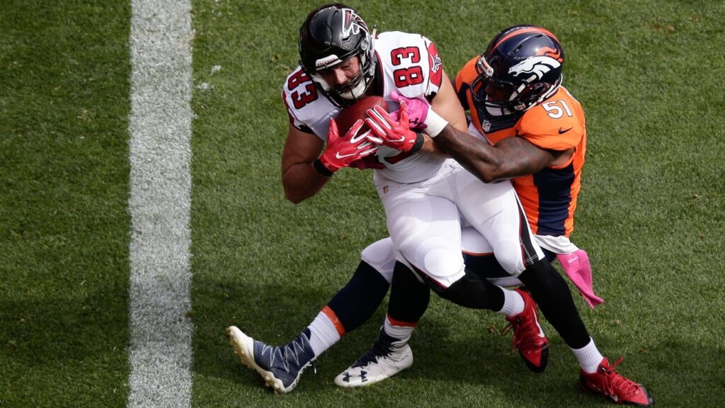 Broncos offense anemic as unbeaten start comes to an end
