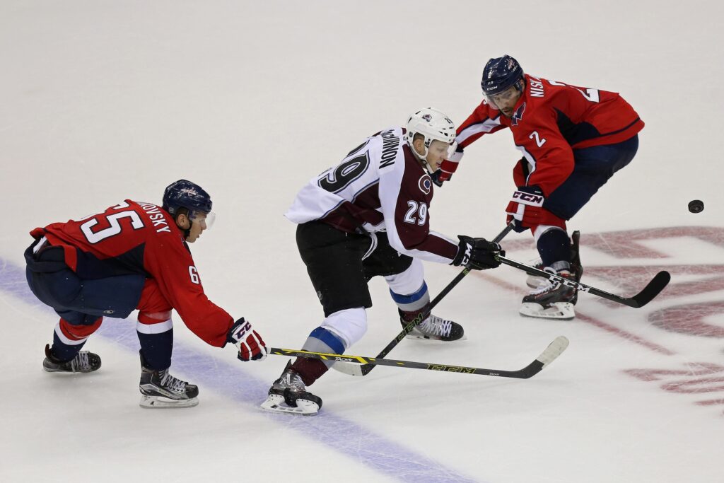 BSN Avalanche Podcast: Nathan MacKinnon shows budding leadership
