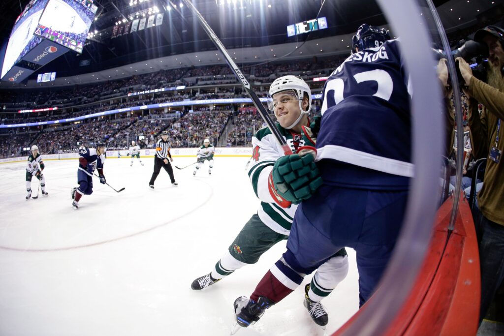 Avalanche flip the script in win over rival Minnesota