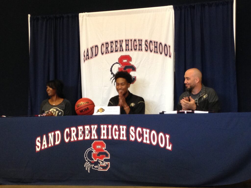 ‘The best player in the state of Colorado,’ D’Shawn Schwartz officially signs with CU
