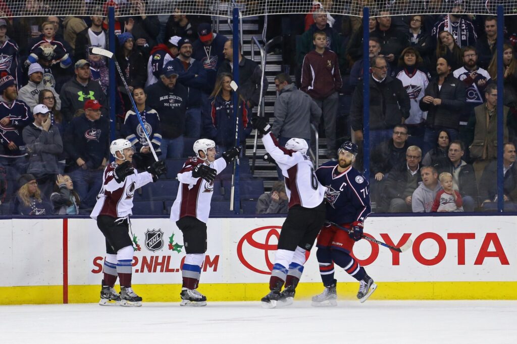Blue line offense and Varlamov carry Avs to 3-2 win in Columbus
