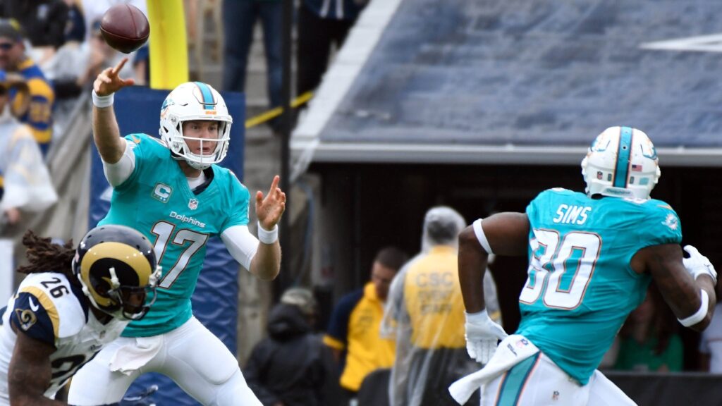 Turducken sized upsets and a big favorite: our NFL Week 12 picks