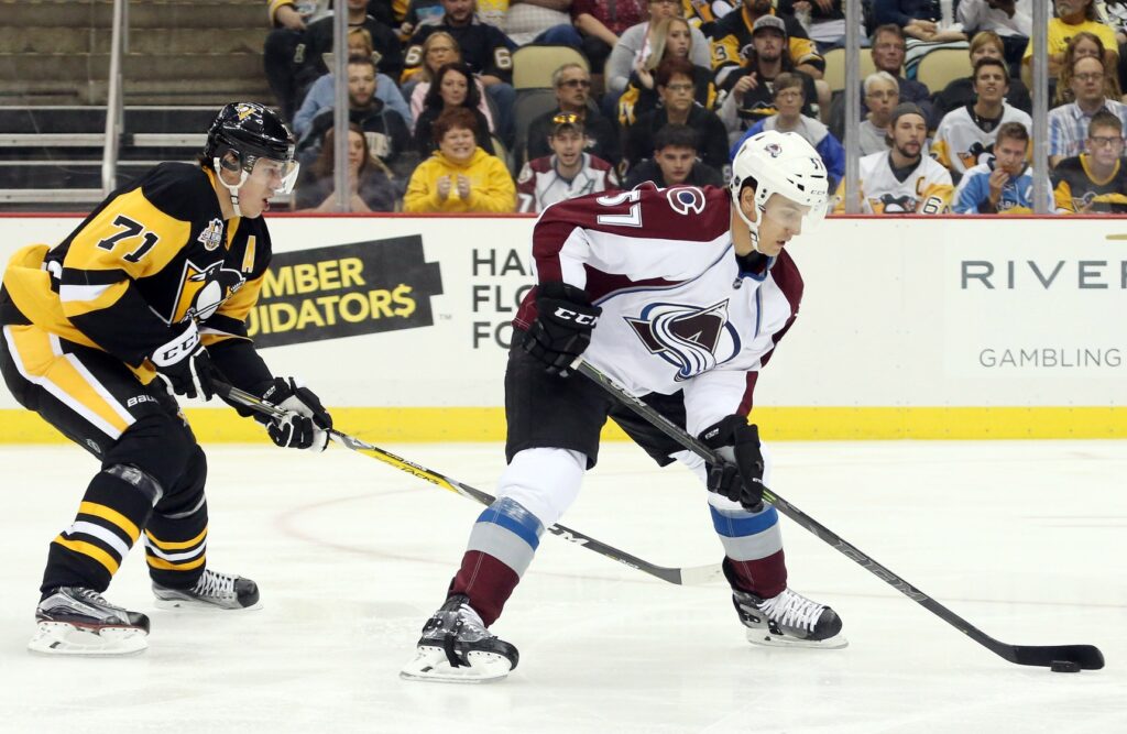 Avalanche place Landeskog on IR, recall two players
