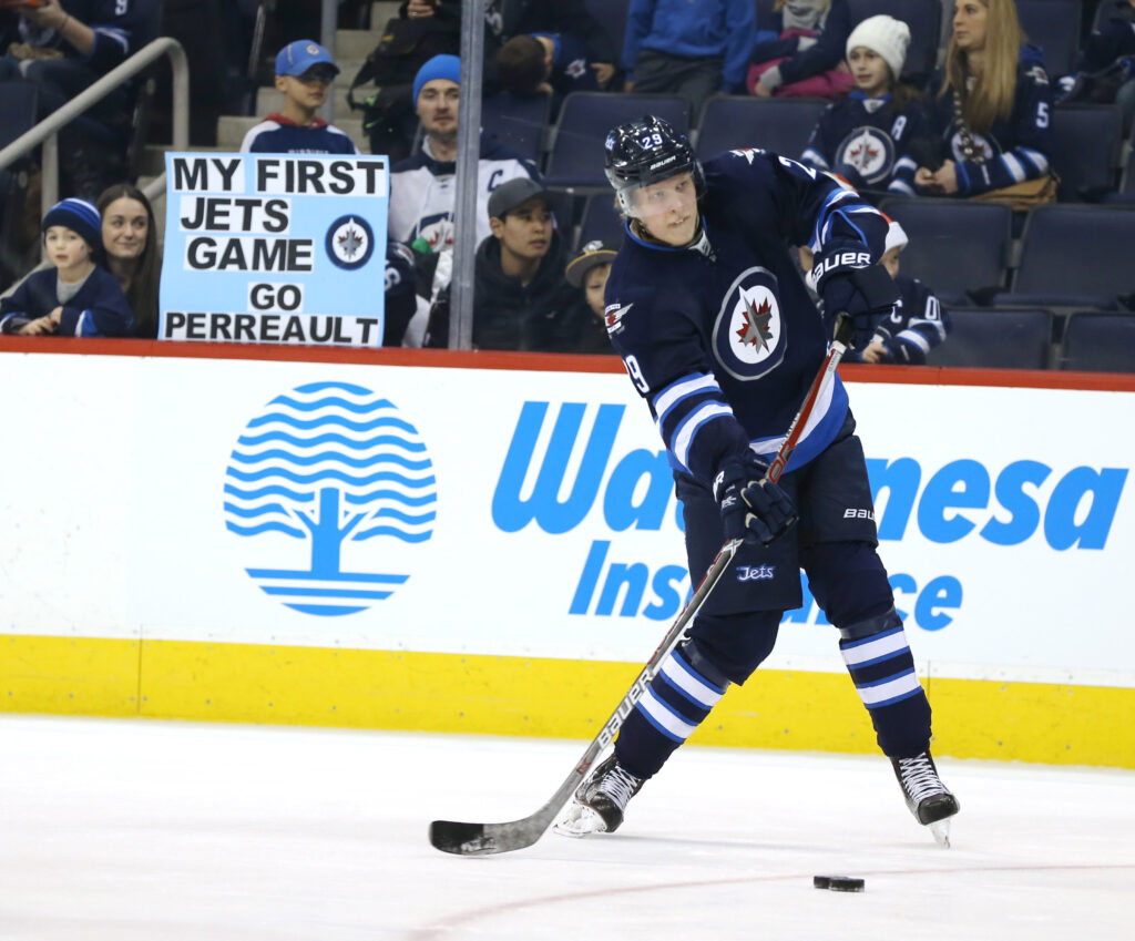 Jets spoil Pickard’s homecoming, beat Avs 4-1
