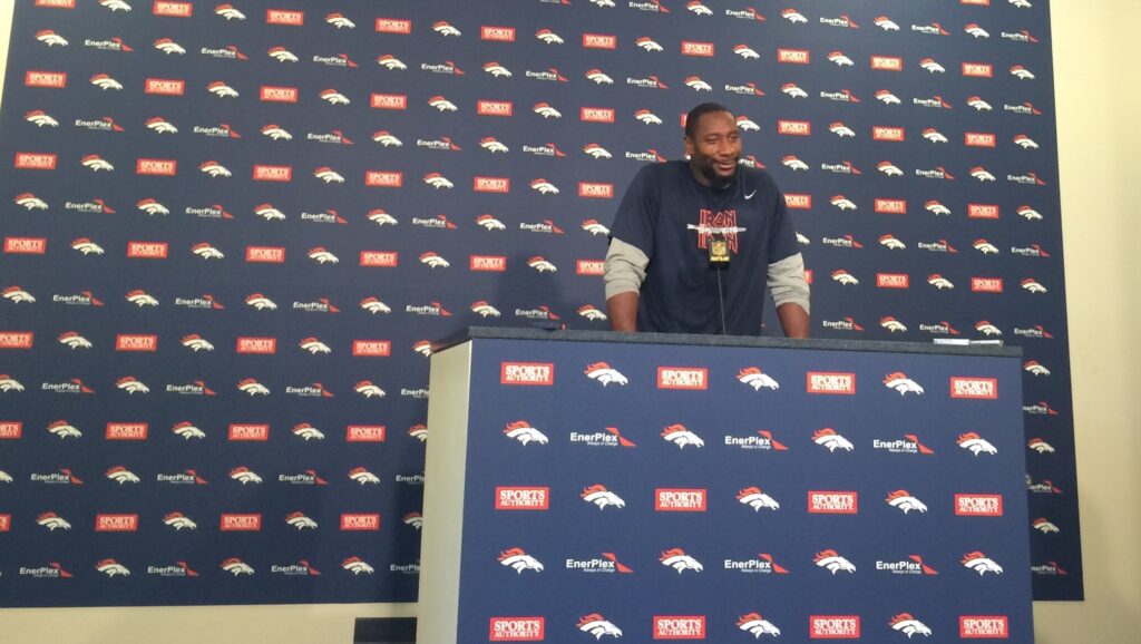 “Scooby” ready to snack on Quarterbacks for Denver Broncos