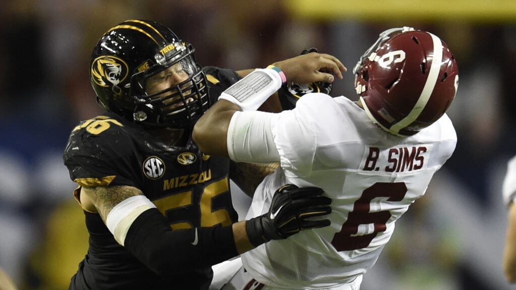 Denver Broncos hopeful first round pick Shane Ray practices this week