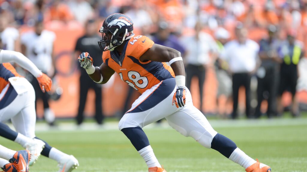 Gary Kubiak: Von Miller, DeMarcus Ware deserve credit for helping Shaq Barrett