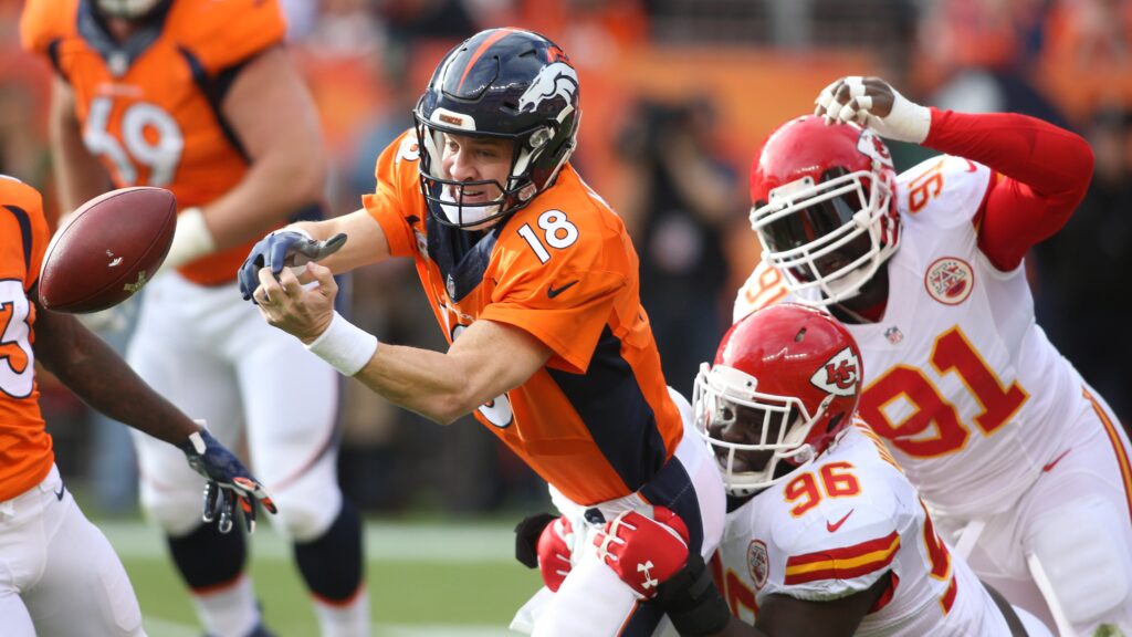 Gary Kubiak: “I should have made the decision to not play” Peyton Manning