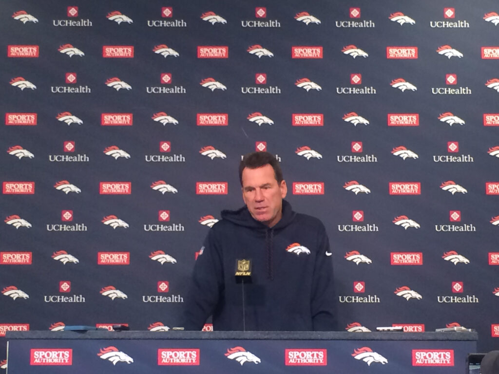 Kubiak’s Corner: Changing tunes, non-committal on Peyton Manning’s return