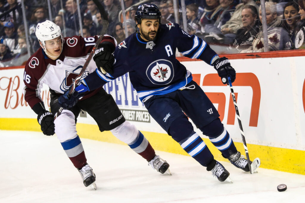 MacKinnon-less Avalanche sputter offensively in loss to Winnipeg Jets