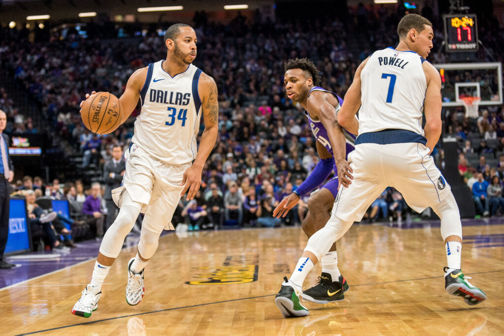 Nuggets acquire Devin Harris in three-team deal